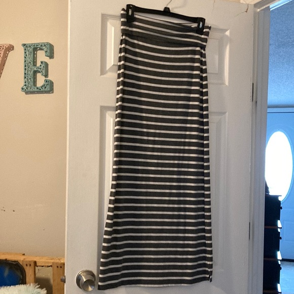 Long cotton skirt with slit from the calf down and a fold over waist - Picture 1 of 1